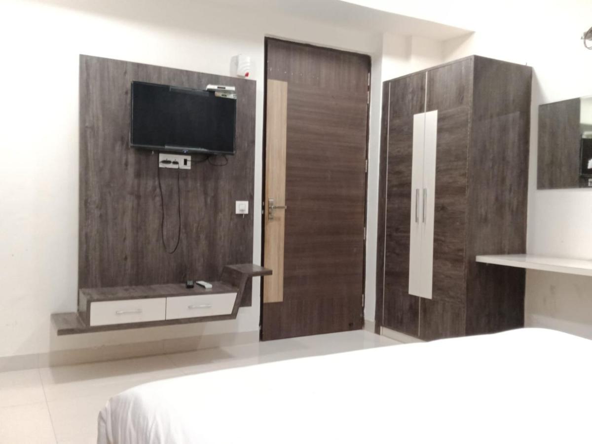 Hotel Golden Leaf Mohali المظهر الخارجي الصورة