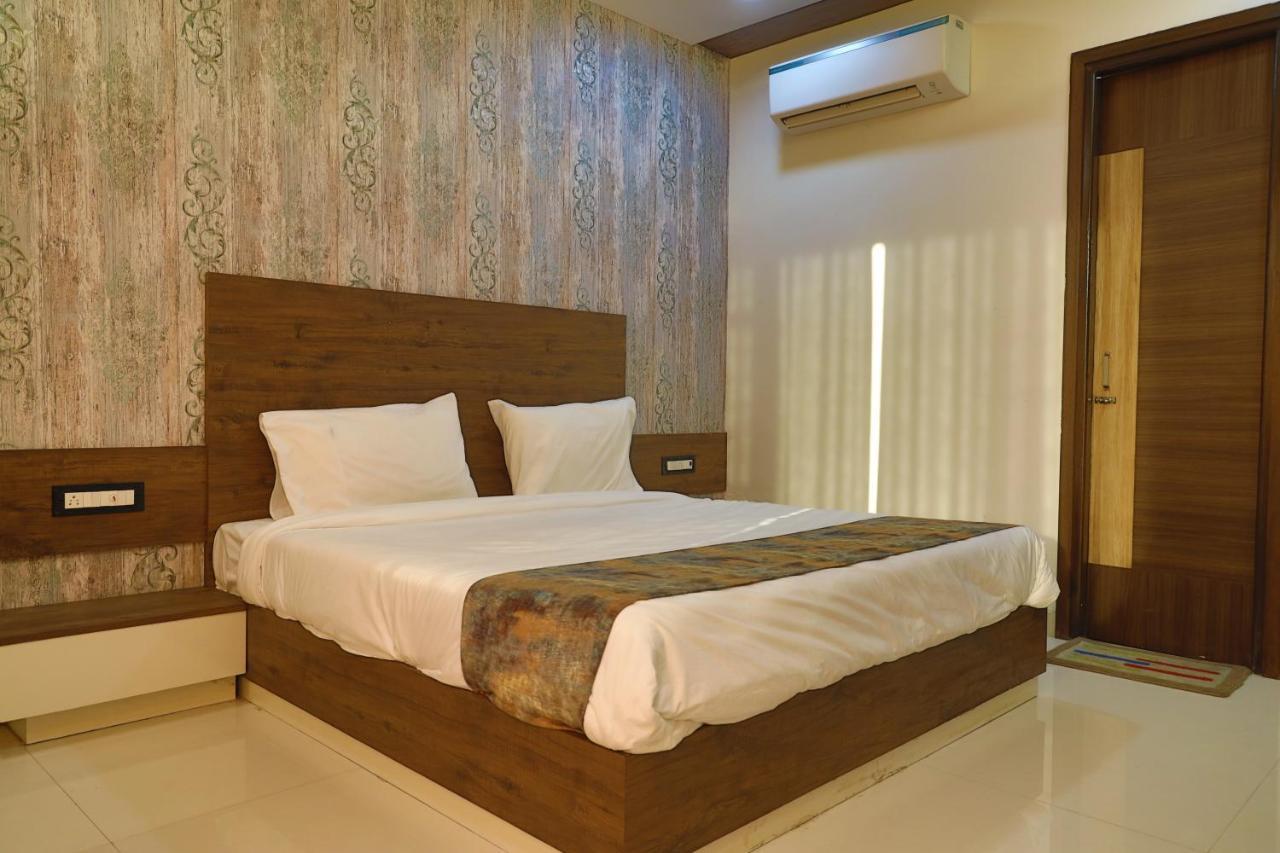 Hotel Golden Leaf Mohali المظهر الخارجي الصورة